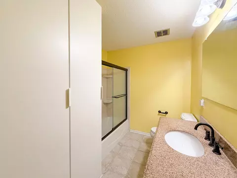 Bath - 835 Gramsie Rd, Shoreview, MN 55126 photo 1 of 6