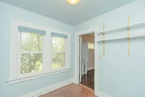 Bedroom - 902 White St, Jackson, MN 56143 photo 8 of 9