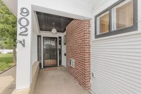 Exterior - 902 White St, Jackson, MN 56143 photo 1 of 15