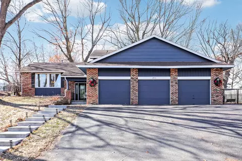 2915 Alvarado Ln N, Plymouth, MN 55447