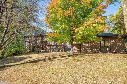 7585 Lanewood Ln N, Maple Grove, MN 55311