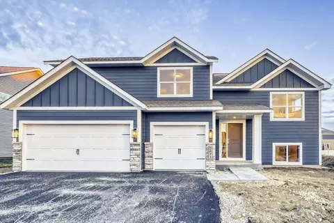 17715 Empire Trl, Lakeville, MN 55044