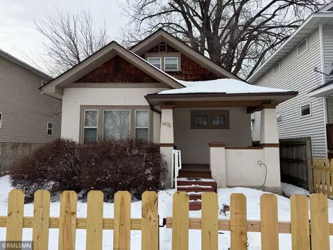 1415 Thomas Ave N, Minneapolis, MN 55411
