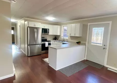 Kitchen - 17358 Smith Rd, Brainerd, MN 56401 photo 2 of 2