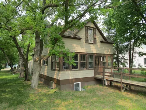 1909 Irvine Ave NW, Bemidji, MN 56601