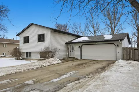 832 5th Ave E, West Fargo, ND 58078