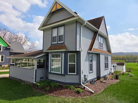 404 W Stevens Ave, Rushford, MN 55971
