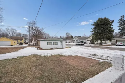 Exterior - 451 2nd St E, Hector, MN 55342 photo 4 of 6