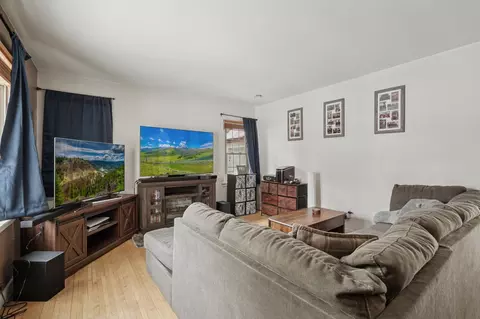 Living - 811 15th Ave S, Saint Cloud, MN 56301 photo 1 of 3