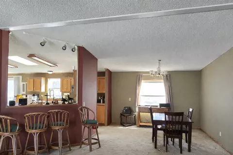 Dining - 617 6 Ave, Milnor, ND 58060 photo 1 of 1