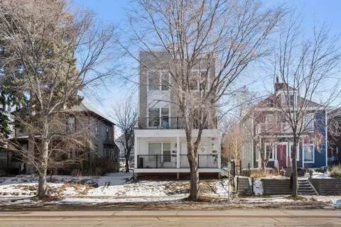 2449 Lyndale Ave S, Minneapolis, MN 55405