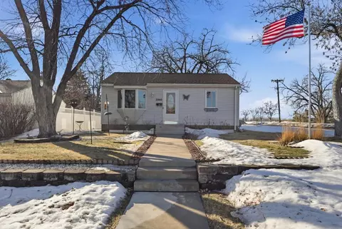 3300 Virginia Ave S, Saint Louis Park, MN 55426