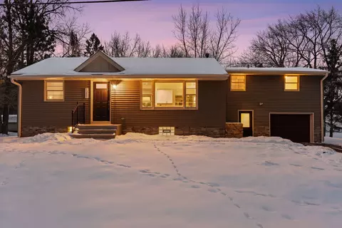 13409 1st Ave N, Plymouth, MN 55441