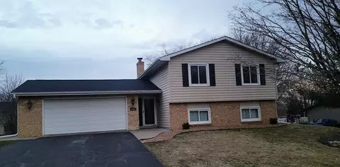 15967 Harmony Way, Apple Valley, MN 55124