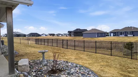4259 Bristlecone Loop S, Fargo, ND 58104 photo 49