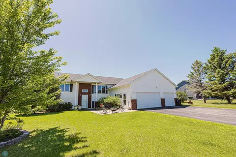 17123 Lakeview Ln, Audubon, MN 56511