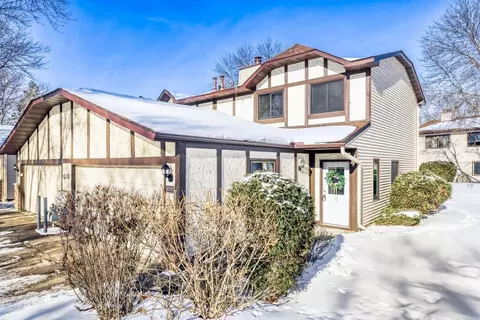 8787 Maplebrook Pkwy N, Brooklyn Park, MN 55445