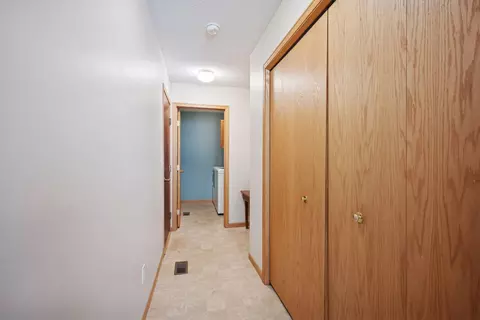Entry Way - 11419 17th St NE, Saint Michael, MN 55376 photo 1 of 2