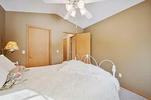Bedroom - 11419 17th St NE, Saint Michael, MN 55376 photo 4 of 7