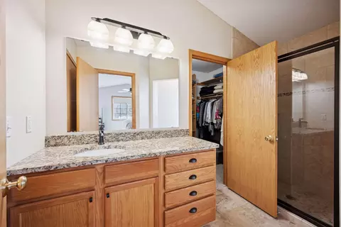 Bath - 11419 17th St NE, Saint Michael, MN 55376 photo 1 of 3