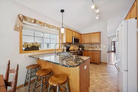 Kitchen - 11419 17th St NE, Saint Michael, MN 55376 photo 6 of 6