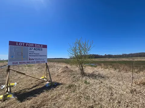 Nnn Hwy 65, East Bethel, MN 55011