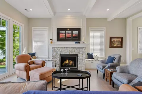 Living - 245 Lakeview Ave, Tonka Bay, MN 55331 photo 2 of 2