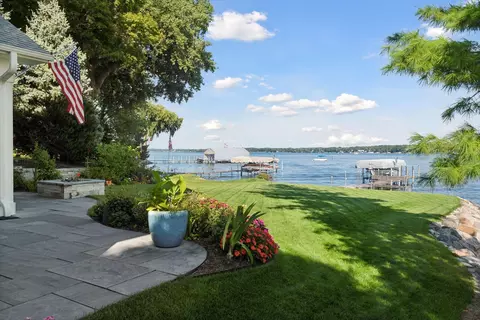 Exterior - 245 Lakeview Ave, Tonka Bay, MN 55331 photo 6 of 11