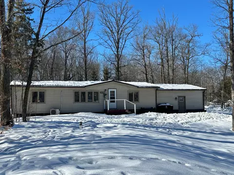 628 Silver Lake Rd NW, Bemidji, MN 56601