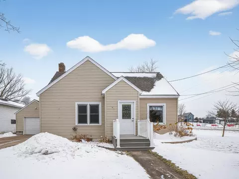 200 S Sheppard St, Kellogg, MN 55945