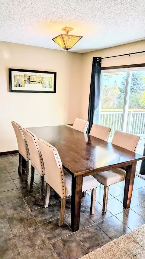 Dining - 4584 Cinnamon Ridge Trl, Eagan, MN 55122 photo 1 of 1