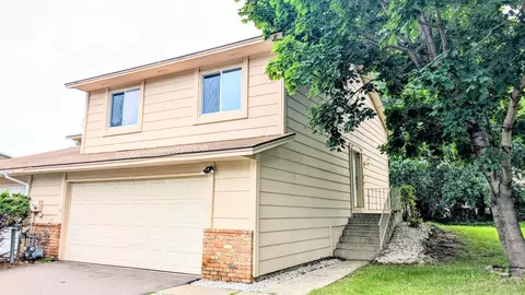 4584 Cinnamon Ridge Trl, Eagan, MN 55122
