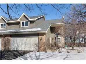 15700 Maple Island Ct, Burnsville, MN 55306