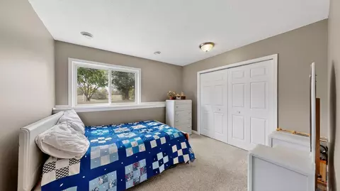 Bedroom - 190 Red School Ln, Kellogg, MN 55945 photo 3 of 5