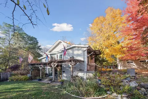 Exterior - 5375 Eureka Rd, Excelsior, MN 55331 photo 3 of 7