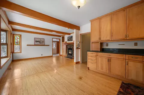 Living - 5375 Eureka Rd, Excelsior, MN 55331 photo 2 of 7