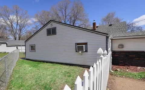 Exterior - 511 3rd St NE, Saint Cloud, MN 56304 photo 5 of 5