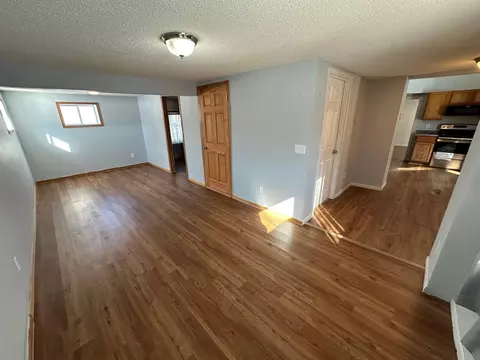 Living - 511 3rd St NE, Saint Cloud, MN 56304 photo 2 of 3