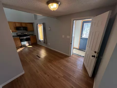 Entry Way - 511 3rd St NE, Saint Cloud, MN 56304 photo 1 of 1