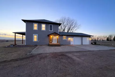 31318 830th St, Brewster, MN 56119