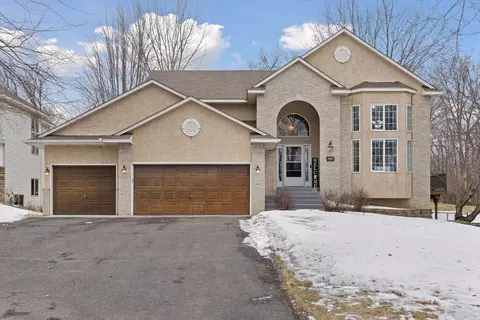 10500 Chestnut Cir N, Champlin, MN 55316