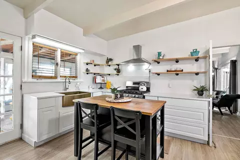 7836 W River Rd, Brooklyn Park, MN 55444