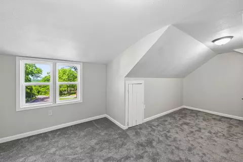 Bedroom - 108 Maple St, Jackson, MN 56143 photo 7 of 9