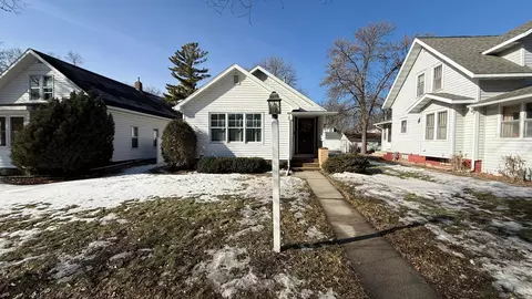 209 N 10th St, Montevideo, MN 56265