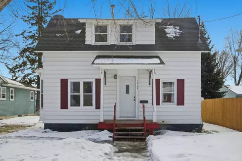 1622 7th Ave S, Fargo, ND 58103