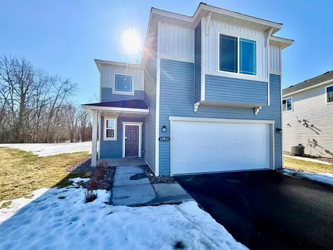 15911 Finale Ct N, Hugo, MN 55038