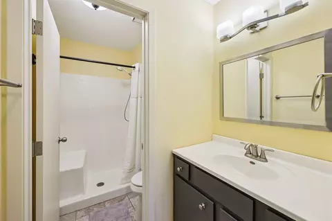 Bath - 3425 Golfview Dr #216, Eagan, MN 55123 photo 1 of 2