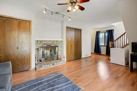 8525 Maplebrook Pkwy N, Brooklyn Park, MN 55445