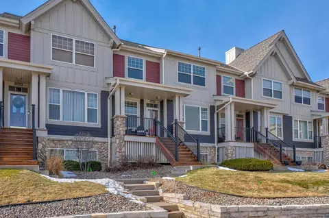 15647 Eaglewood Ln #1502, Apple Valley, MN 55124