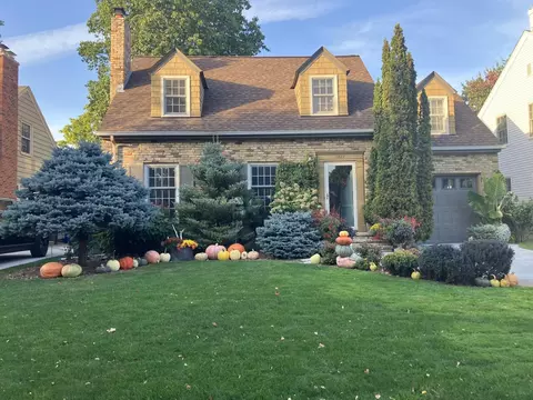 1827 Eleanor Ave, Saint Paul, MN 55116